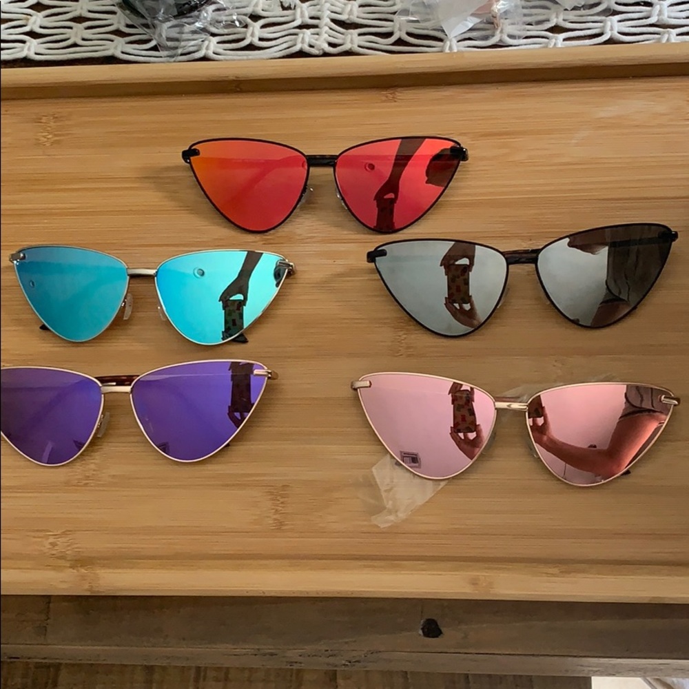 Cat eye sunglasses